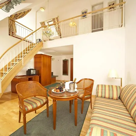 楚而夫瓦尔德旅馆 酒店