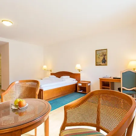 Churfuerstliche Waldschaenke Hotel