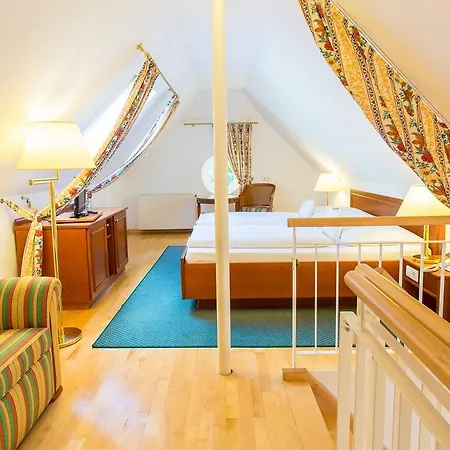 Churfuerstliche Waldschaenke ホテル 4*