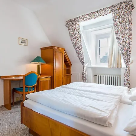 楚而夫瓦尔德旅馆 4* 莫里茨堡